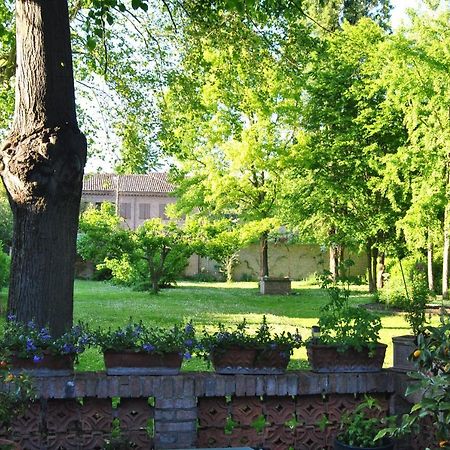 La Casa Di Marina Ferrara Exterior foto