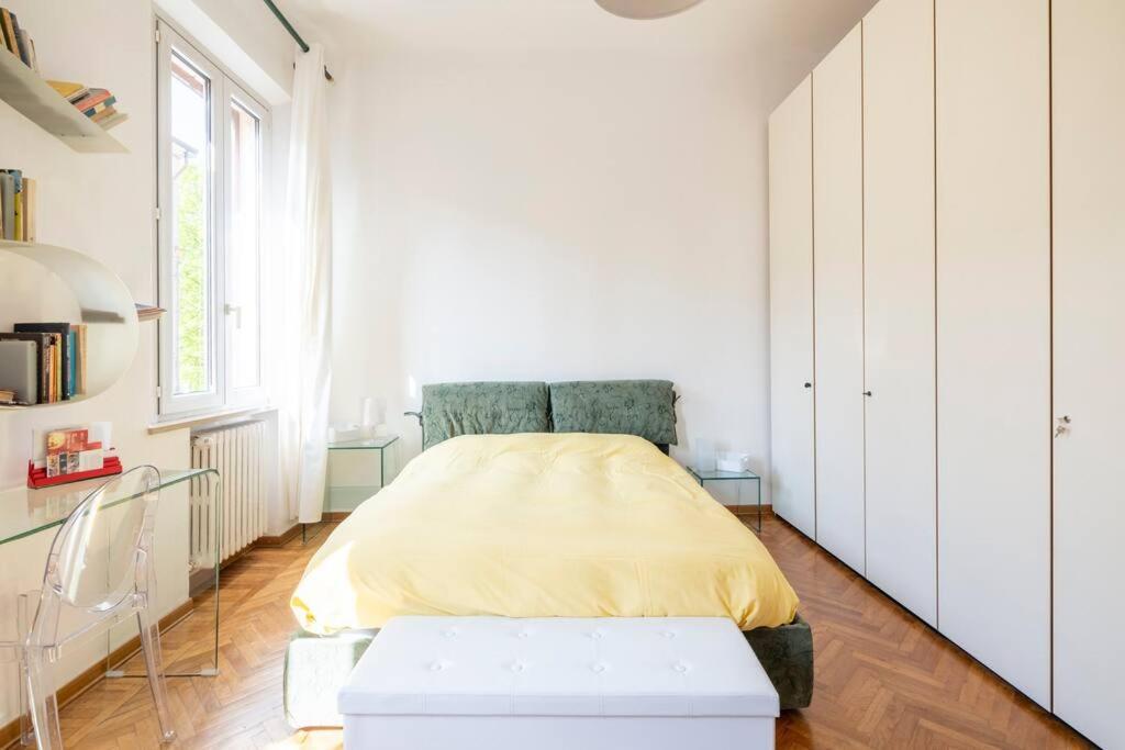 La Casa Di Marina Ferrara Exterior foto
