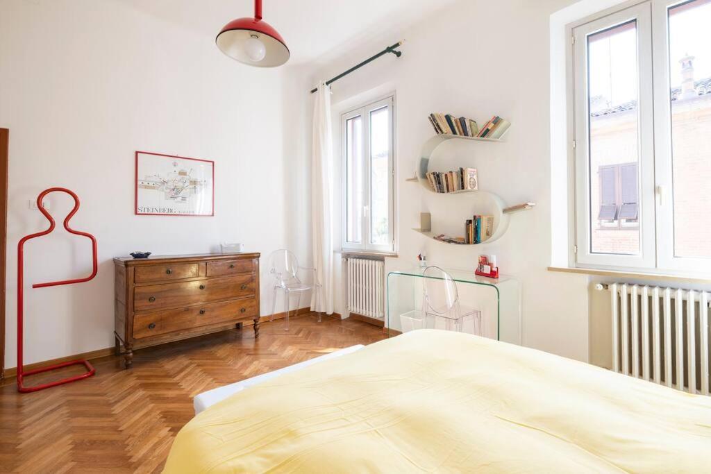 La Casa Di Marina Ferrara Exterior foto